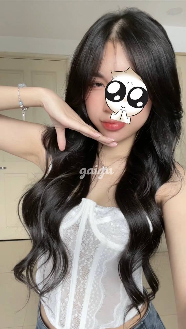YẾN NHI CÔ BÉ NON TƠ MỚI LỚN DỄ THƯƠNG NHÍ NHẢNH