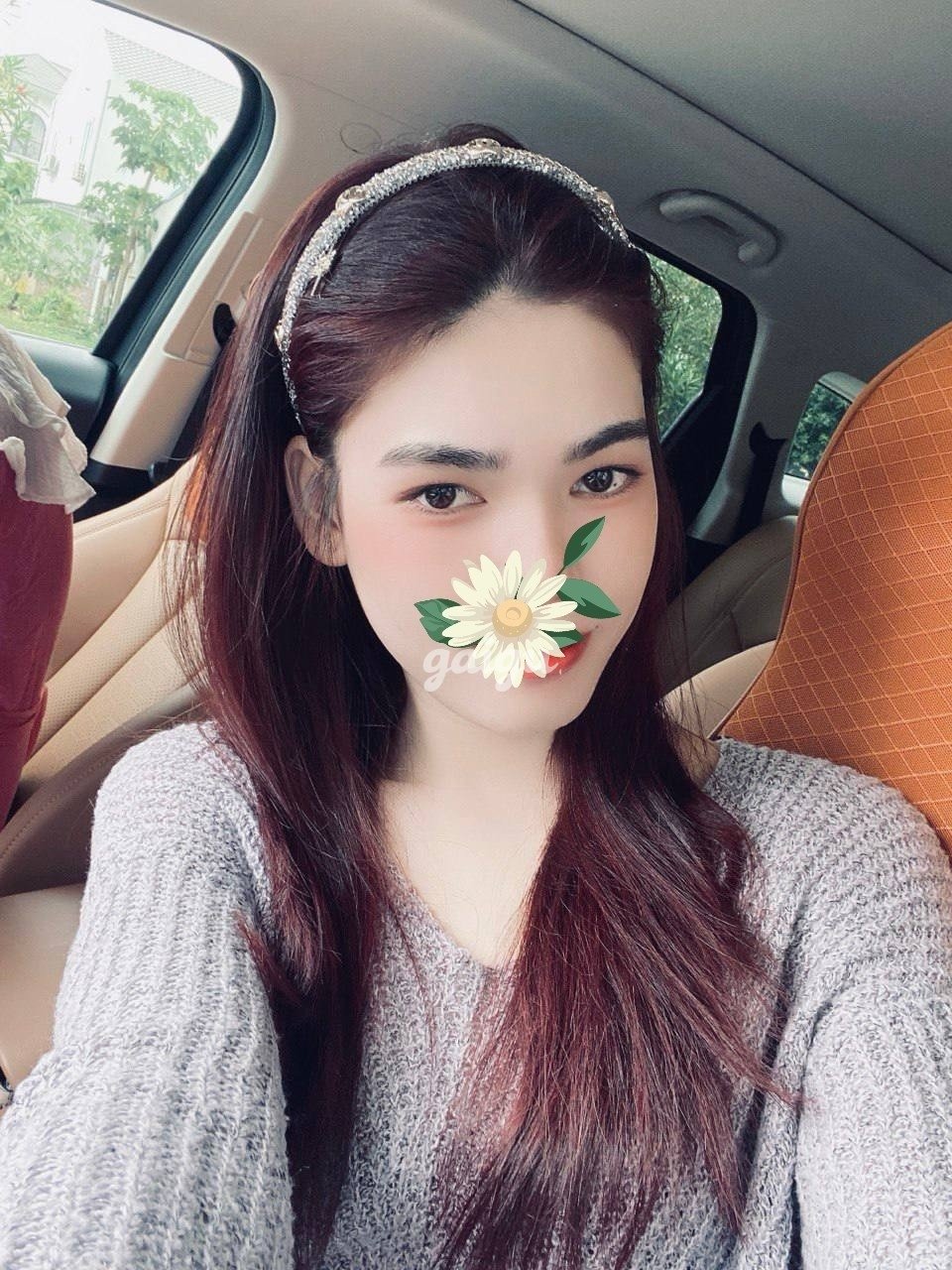 DIỆU LINH SIÊU PHẨM MÌNH DÂY NHƯ NGƯỜI MẪU MỚI ĐI LÀM LẦN ĐẦU