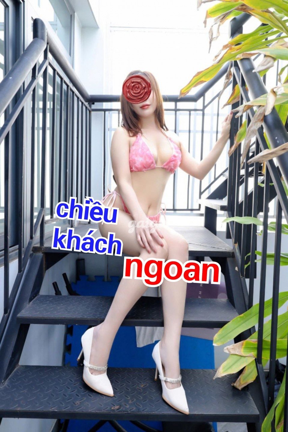 NEW GIA HÂN GÁI QUÊ MỚI ĐI LÀM,NGOAN XINH, CHIỀU KHÁCH