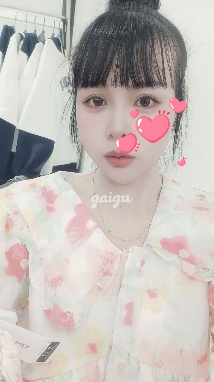 PHƯƠNG LINH – CÔ BÉ LẦN ĐẦU XUẤT HIỆN