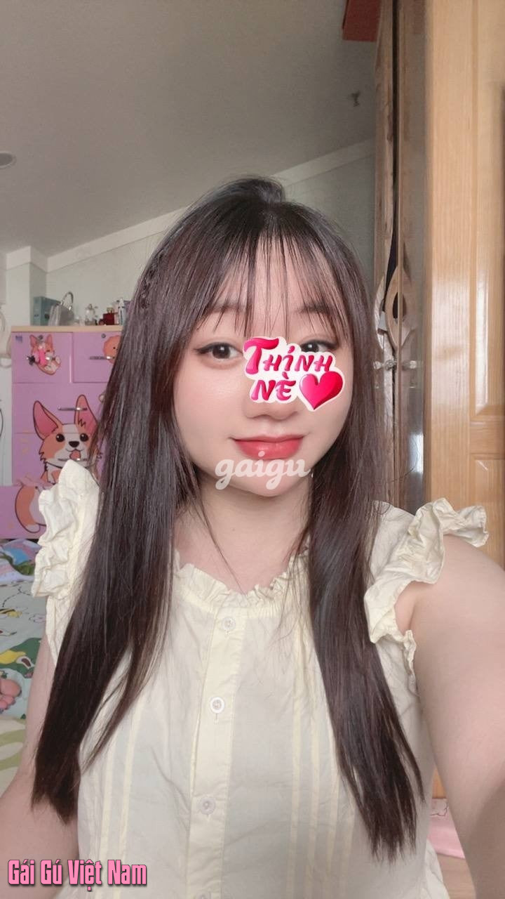 New♥️Bé Diệu Linh ❤️ Gái mới face xinh dễ thương